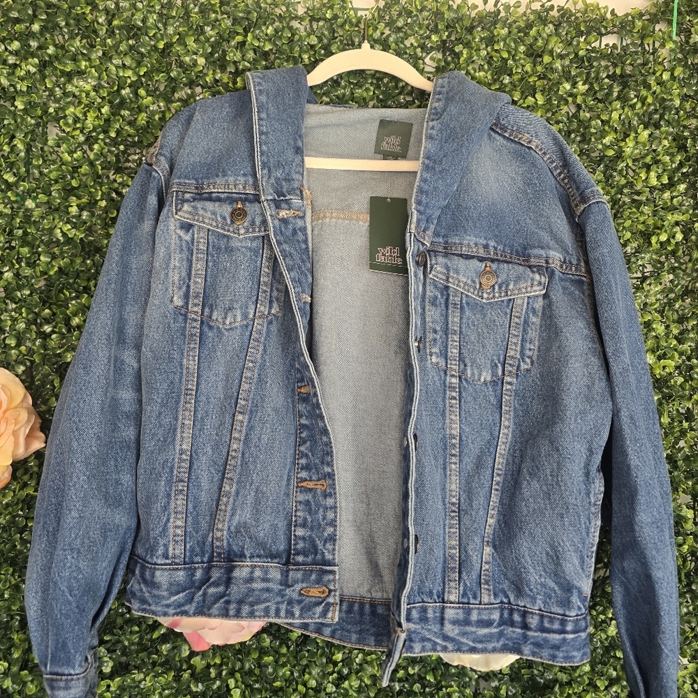 Women's Oversized Hooded Jean Jacket - Wild Fable Medium Wash XS - Picture 4 of 4